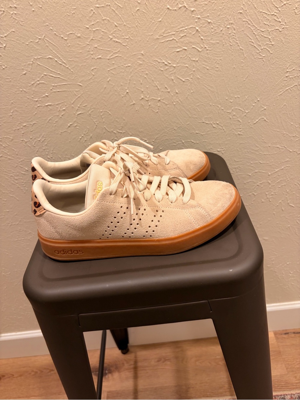 adidas Women’s Sneakers with Cheetah Pattern - Picture 4 of 4
